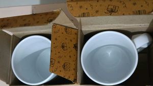 Set of 2 White Ceramic Mugs