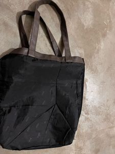 Pre-Loved LEICID Two-Tone Faux Leather Tote Bag –