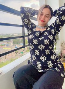 Black Floral Print Kurta Top
