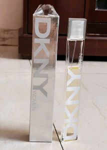 DKNY Women Energizing Eau de Parfum
