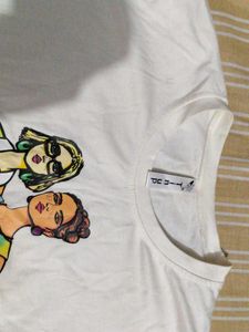 Graphic Print Long Sleeve T-Shirt size m crop tshi