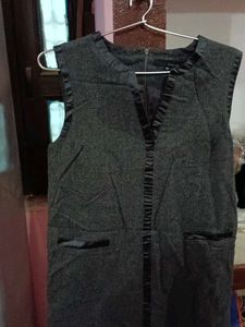 Chic Sleeveless Gray Dress