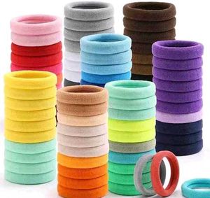 100 pcs of rubber band for females....