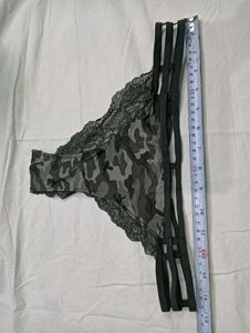 💛 Camo Thong Panty