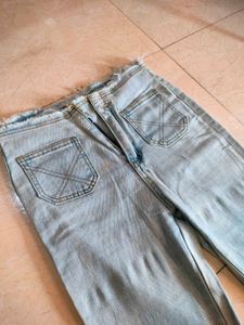 Bell Bottom/ fish cut Jeans🦪🐚❣️🕊️