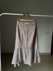 Floral Buttoned Down Midi Skirt
