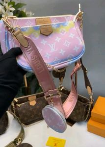 Louis VUITTON Slingbags