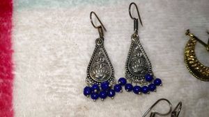 Dangle Earrings with Blue Beads