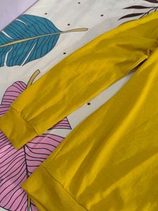 Yellow Long Sleeve Top 🌻