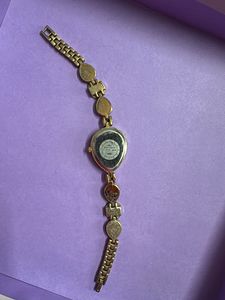 Elegant Fashion Watch with Embellishments