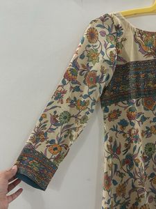 Floral Print Long Sleeve Kurta with front slit