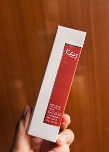 Kay Beauty lip liner - applause