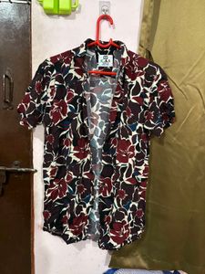 Men's Floral Print Short Sleeve Shirt