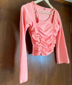 Cute Ruched Long Sleeve Top