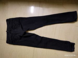Dark Wash Skinny Jeans