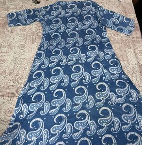 Blue &amp; White Paisley Print Kurta Set
