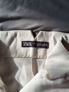 Elegant off white Trousers zara