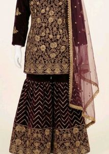 Embroidered zari heavy workVelvet