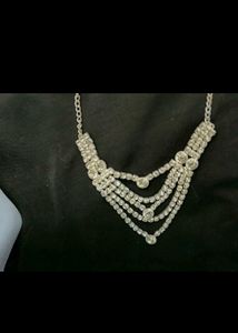 Combo Of 3 AD Necklace And Korean Clips