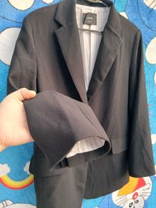 Elegant Black Blazer