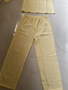 Light Yellow Kurta Set with Printed Detail