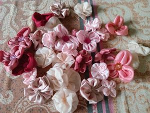 Handmade Floral Used to Make Latkans set of 30