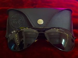 Ray-Ban Aviator Sunglasses with Case