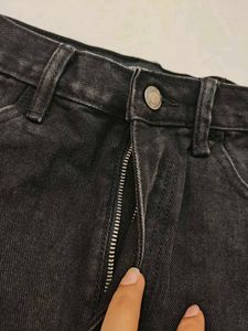PrettyLittleThing Black Denim Shorts