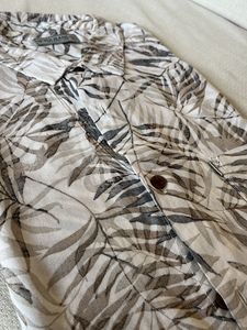 VOI JEANS Palm Leaf Shirt - Medium