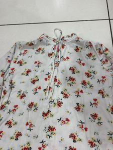 Floral Print Tie-Neck Top