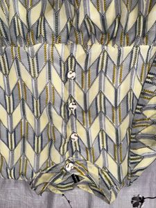 Chic Geometric Print top