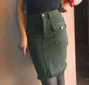 ❤️😍Olive Green Denim Skirt😍❤️