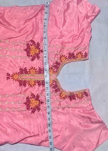 Women's Pink Embroidered Kurti with Maroon Satin