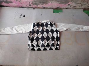 Stylish Argyle Long Sleeve Top