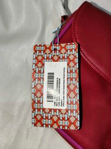 Chic Red Shoulder Bag