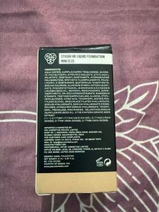 Studio HD Liquid Foundation Mini