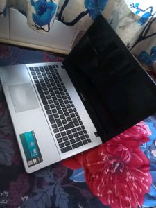 Asus laptop
