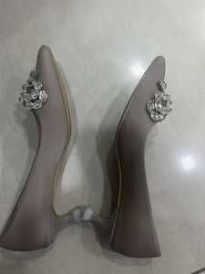 Sparkling Bow Pointed Toe Flats