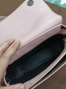 Chic Pink Top-Handle Handbag with Detachable Strap