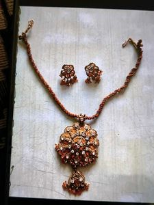 Elegant Pendant Necklace &amp; Earrings Set