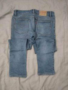 Levi's Light Wash Denim Jeans