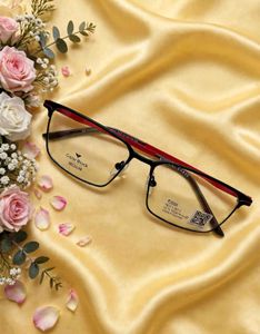 Lenskart Vincent Chase Black Full RIM Rectangular