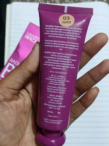 Hilary Rhoda Radiant BB Foundation
