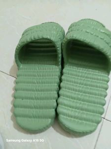 Cute Bow Flip Flops.  2pair slippers