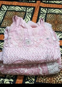 Beautiful Pink Embroidered Kurta Set