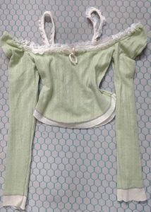 Cute Lace green   korean top