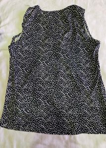 Chic Black &amp; White Polka Dot Top
