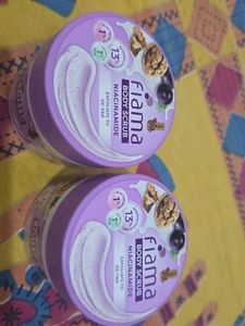 Flama Niacinamide Body Scrub