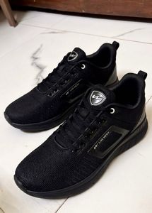 Black Sneakers Campus