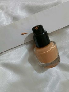 PAC Studio HD Liquid Foundation
